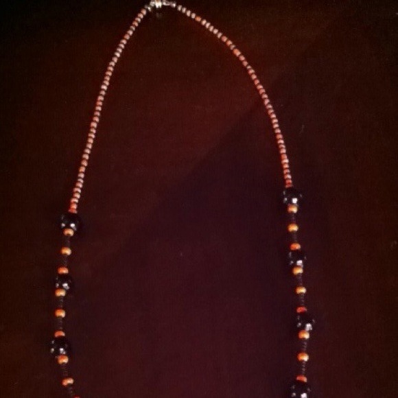 HAND CRAFTED SF Giants Black & Orange Necklace Magnetic Clasp - Picture 3 of 3